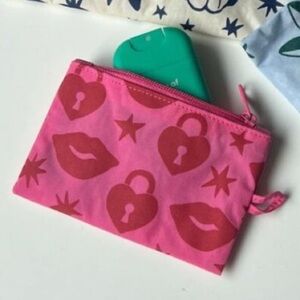 ✨Brand New - BAGGU Flat Pouch - Small - Charms✨